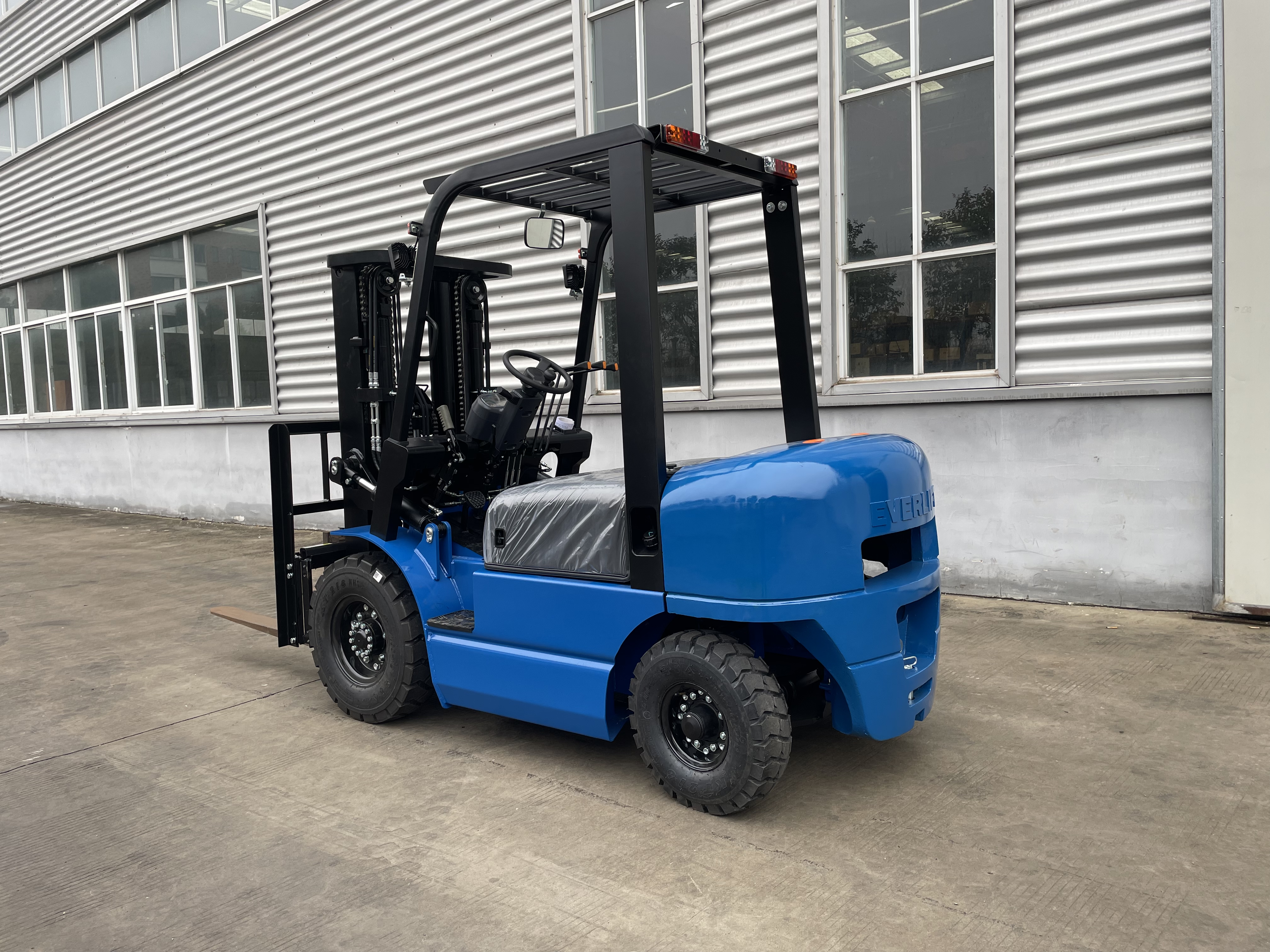 Empilhadeiras diesel FD20 2Ton 3m de Everlift com o caminhão de empilhadeira japonês do motor de Nissan ISUZU Mitsubishi