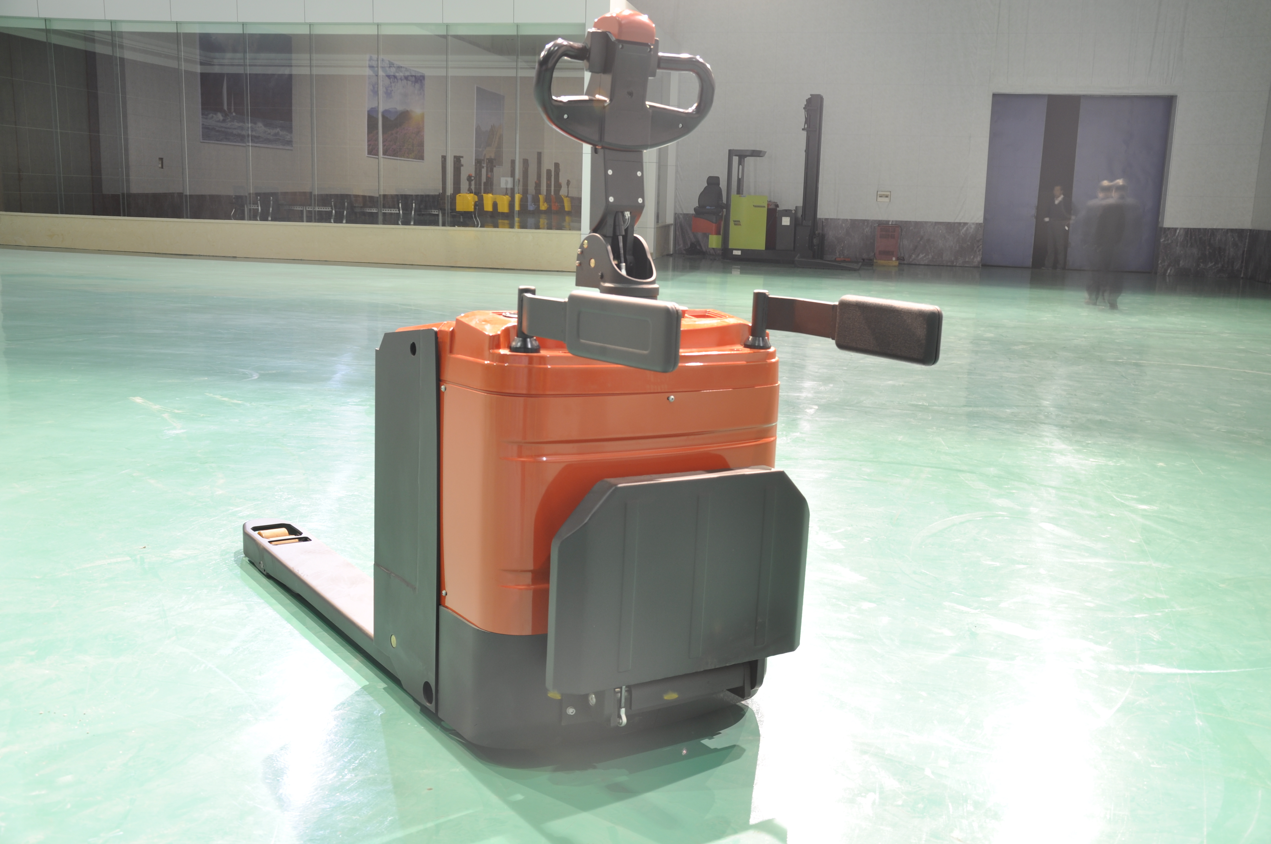 2 Ton 2,5 Ton 3 Ton Porta-paletes elétrica com sistema de condução EUA CURTIS AC Bateria livre de manutenção ELEP-20/25/30
