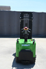 3M-5M 1.2T-2T canais estreitos Paletter Stand em contêiner Electric Reach Stacker