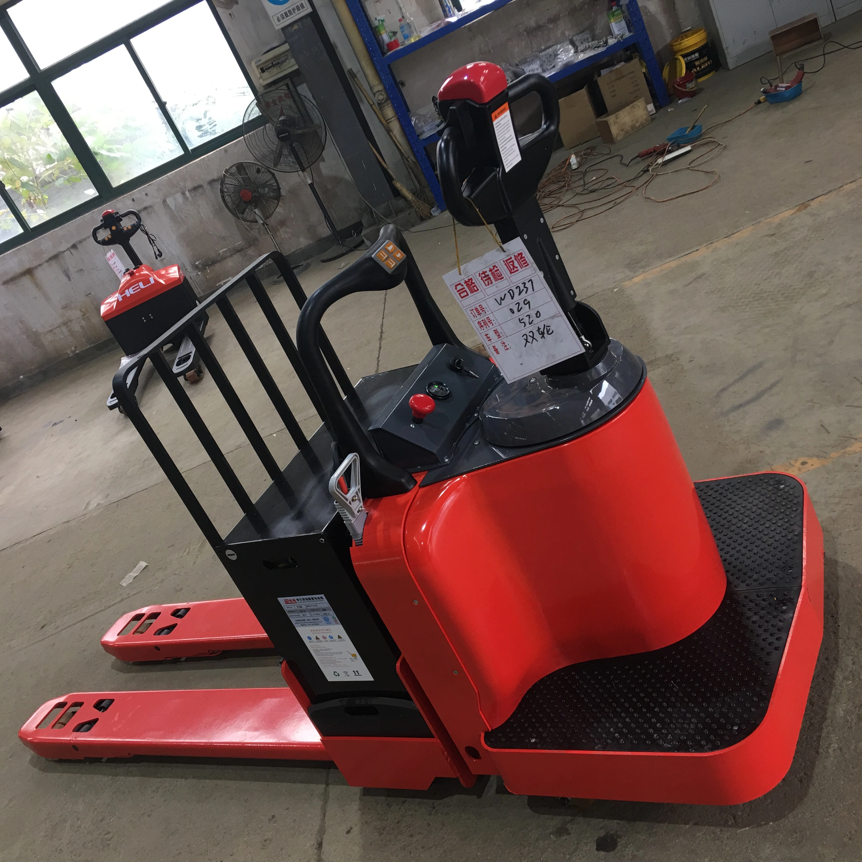 Marca Everlift 3500kg 3,5 Ton Electric Rider Pallet Jack 6600lbs 7000lbs Capacidade com preço de fábrica 35H-510/520/530