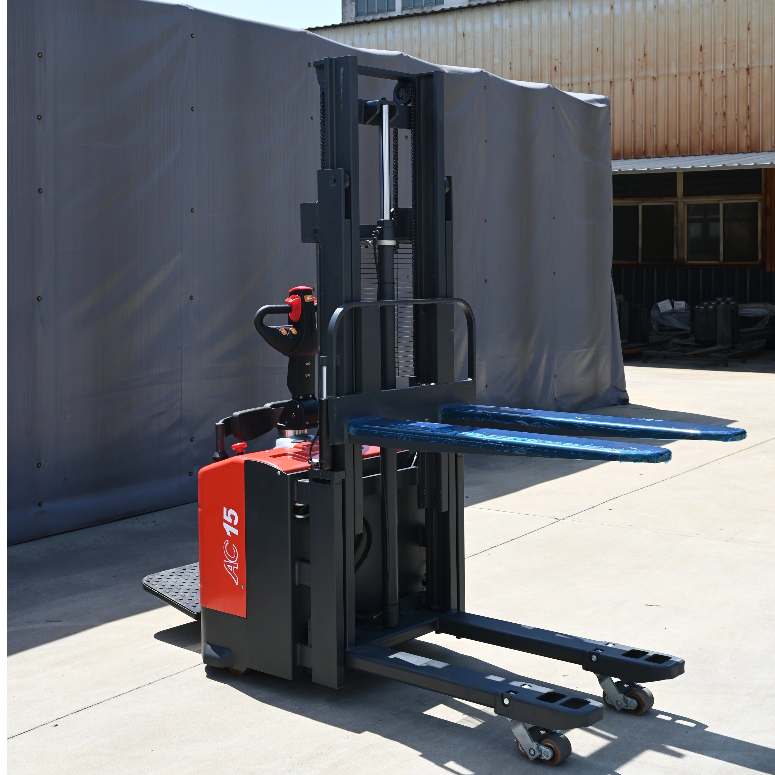 Everlift 1.5t 3-3,5m caminhão de caminhão duplo empilhadora elétrica empilhade de paletes de levantamento automático empilhade 