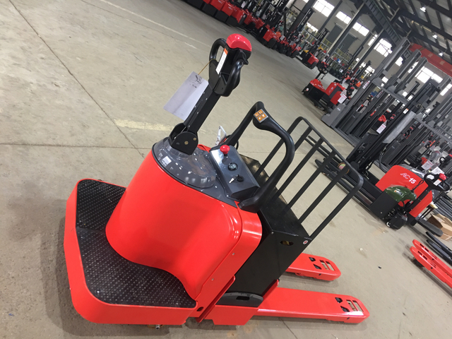 Marca Everlift 3500kg 3,5 Ton Electric Rider Pallet Jack 6600lbs 7000lbs Capacidade com preço de fábrica 35H-510/520/530