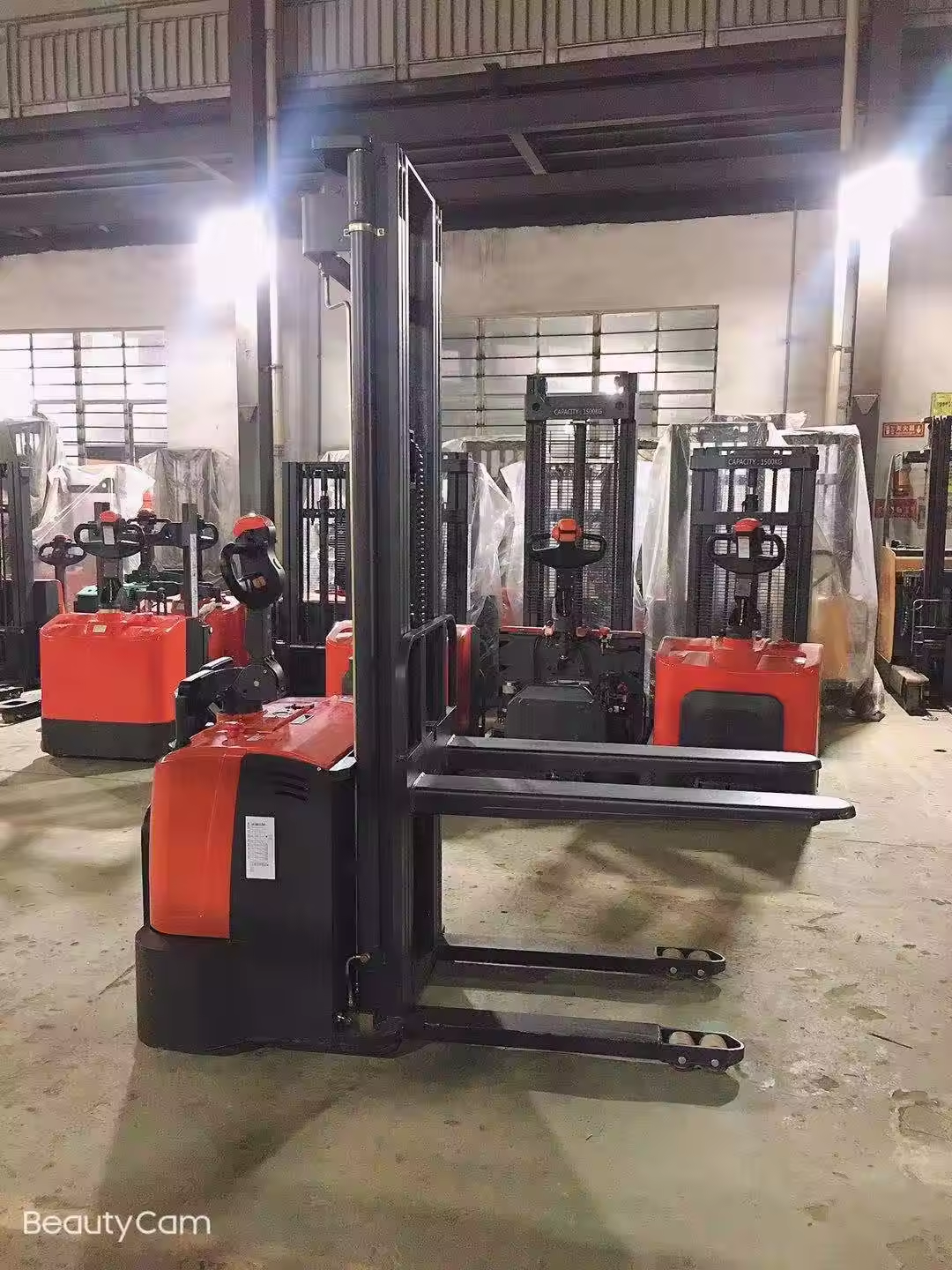 Everlift Material Handling Walkie Stacker1.5t 2ton 4m-6.2m Rider Type com plataforma Empilhadeira portátil Preço de empilhadeira