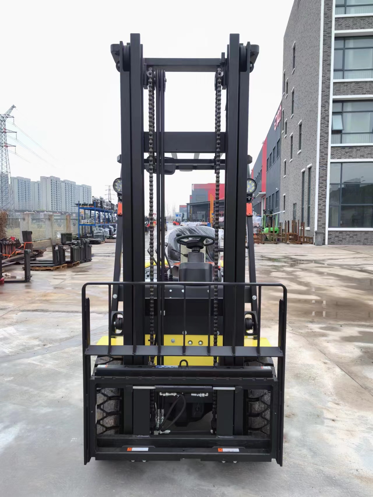 Empilhadeira diesel empilhadeiras preço 2500kg 3000kg 3500kg 3m-6m Triplex mastro GLP empilhadeiras a gasolina pneus sólidos deslocador lateral