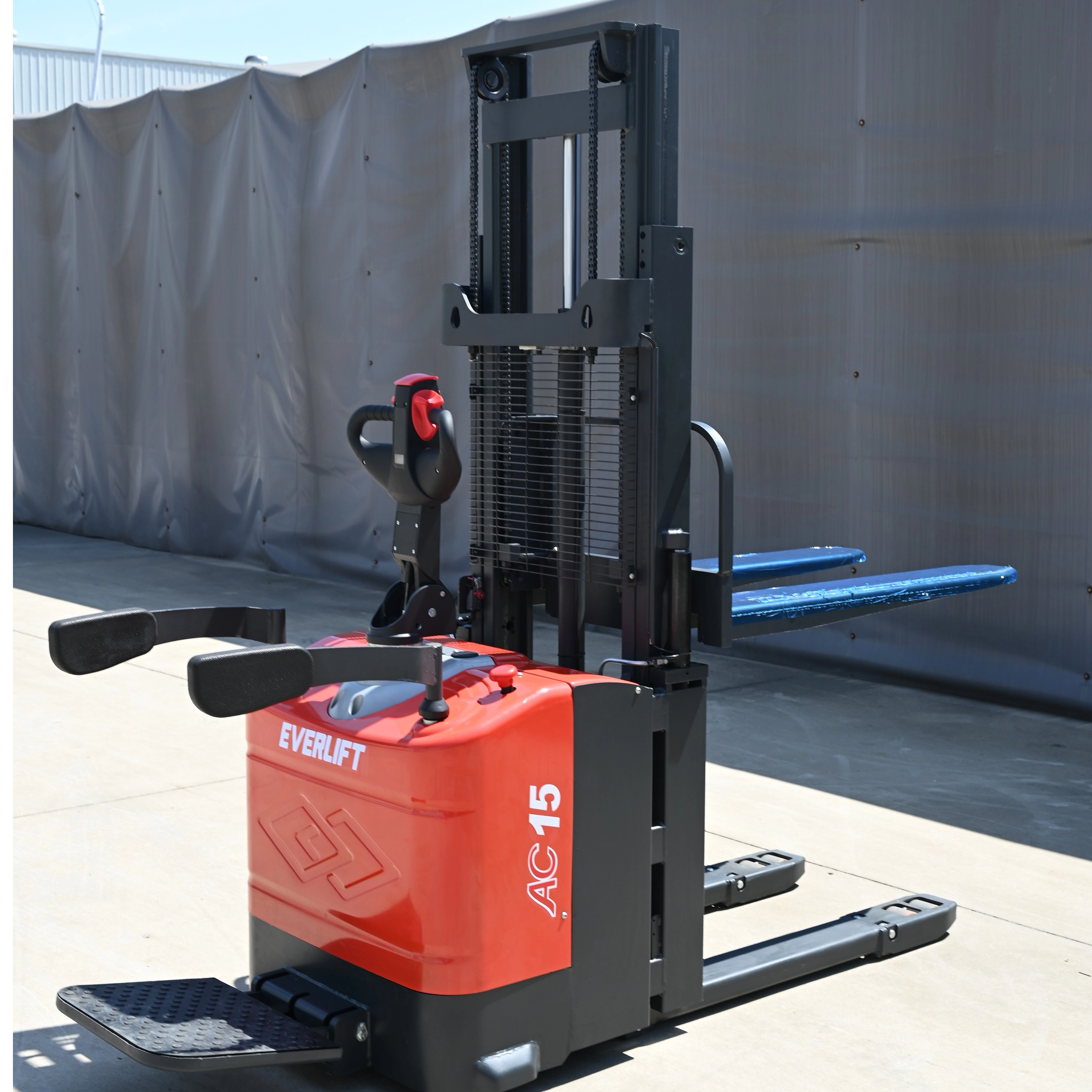 Everlift 1.5t 3-3,5m caminhão de caminhão duplo empilhadora elétrica empilhade de paletes de levantamento automático empilhade 